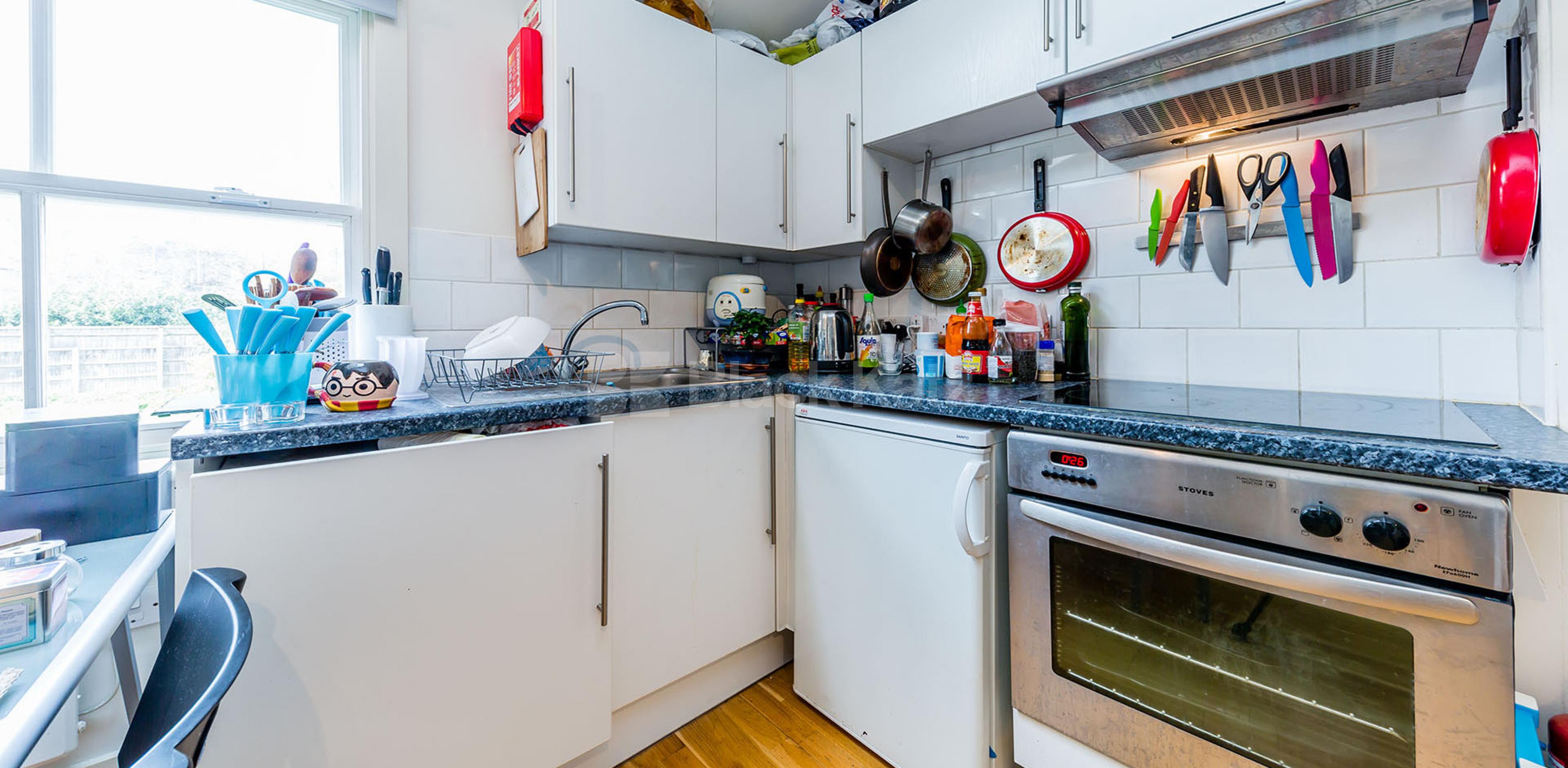 Spacious six bedroom property with two bathrooms Camden Street, Camden NW1